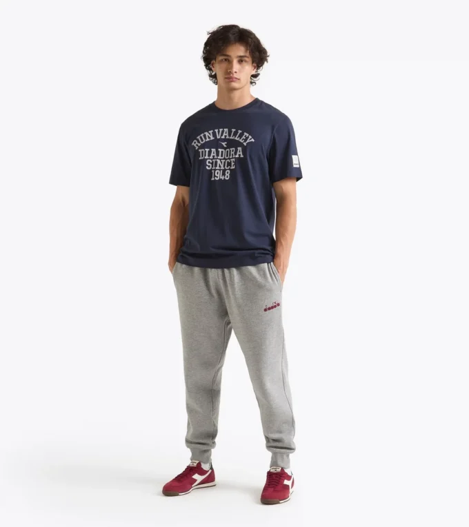 Tricou Ss Run Valley Tricou inspirat din stilul colegial – Run Valley Tricou Ss Run Valley Tricou inspirat din stilul colegial – Run Valley