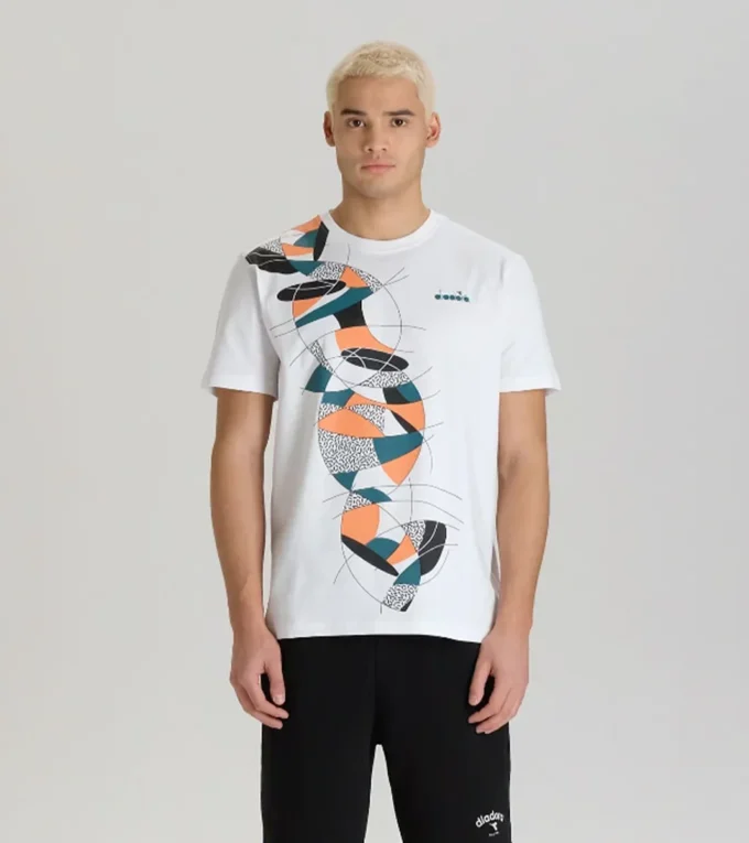 Tricou Ss Tennis 90 Tricou inspirat din anii ’90 – Fabricat în Italia Tricou Ss Tennis 90 Tricou inspirat din anii ’90 – Fabricat în Italia