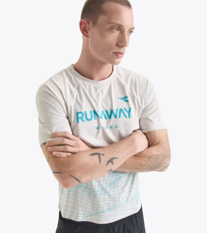 Tricou Super Light Ss Runaway Tricou de alergare Runaway – Țesătură ușoară Tricou Super Light Ss Runaway Tricou de alergare Runaway – Țesătură ușoară