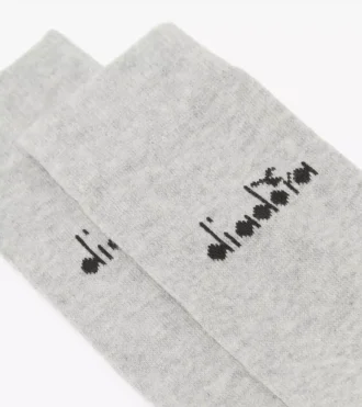 U. Mid Plain Socks 3-Pack Pachet de șosete medii – Trei perechi – Unisex U. Mid Plain Socks 3-Pack Pachet de șosete medii – Trei perechi – Unisex